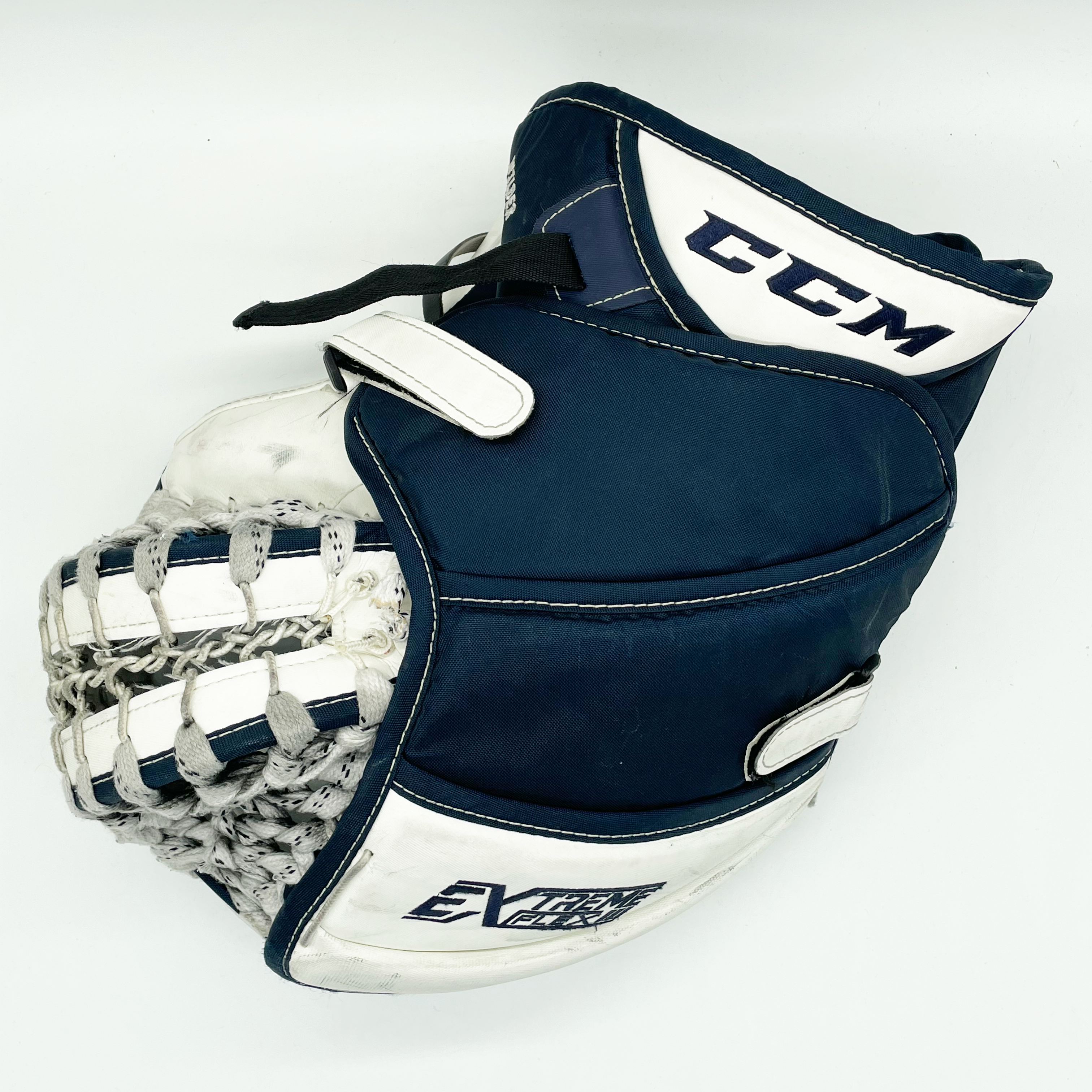 CCM Extreme Flex III - Gant de gardien de but Pro Stock d'occasion (blanc/bleu marine)